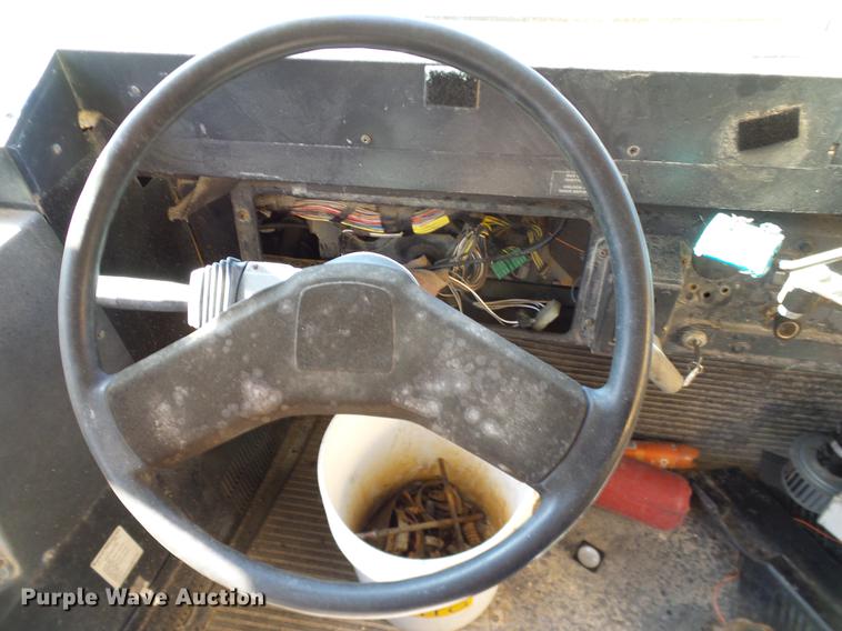 image for item DC7985 1997 International 3800 Blue Bird school bus