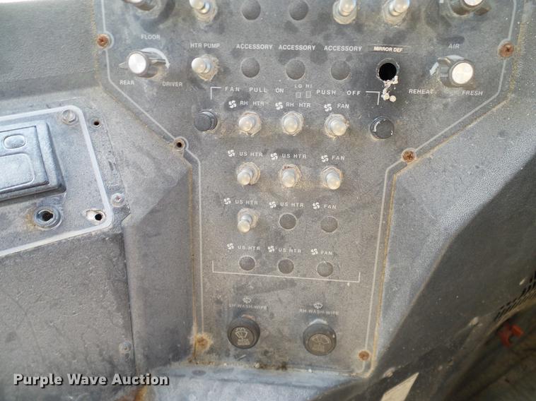 image for item DC7985 1997 International 3800 Blue Bird school bus