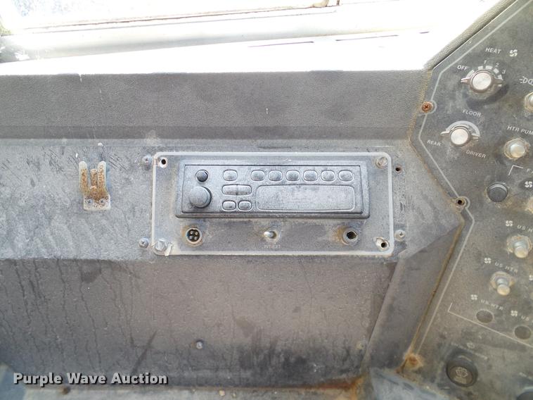 image for item DC7985 1997 International 3800 Blue Bird school bus