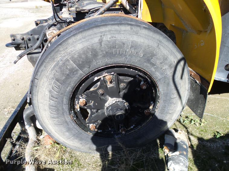 image for item DC7985 1997 International 3800 Blue Bird school bus