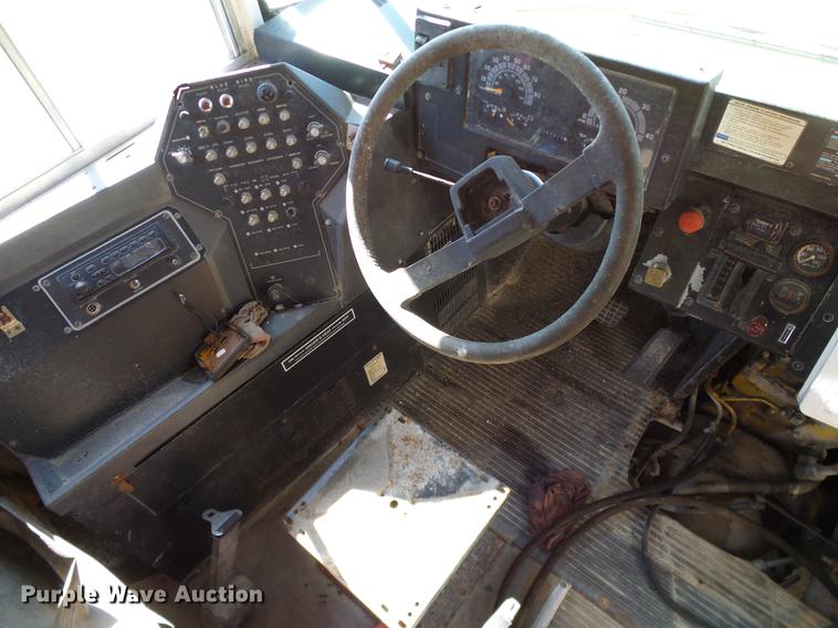 image for item DC7986 1997 GMC Blue Bird school bus