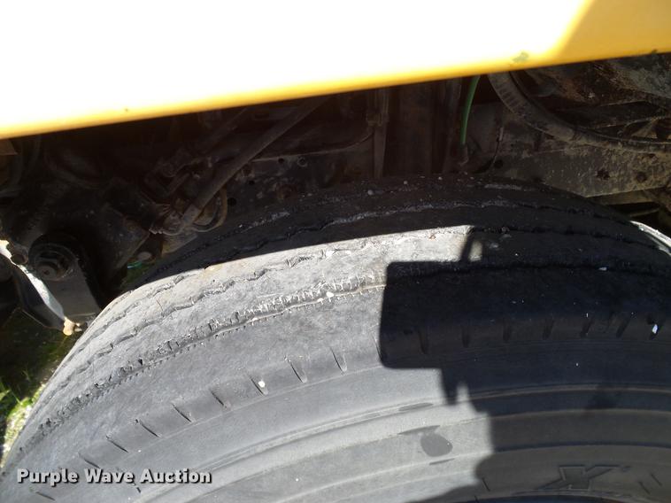 image for item DC7986 1997 GMC Blue Bird school bus