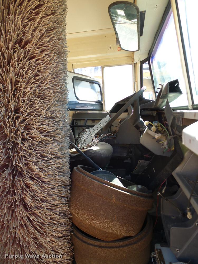 image for item DC7987 1998 Freightliner FS65 Blue Bird school bus