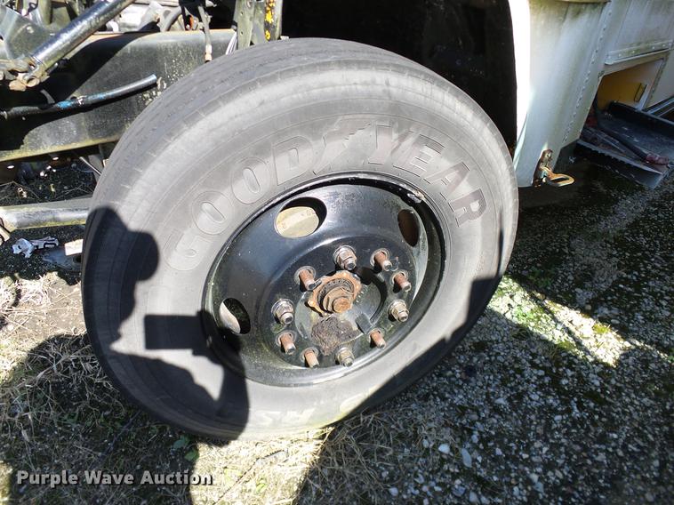 image for item DC7987 1998 Freightliner FS65 Blue Bird school bus