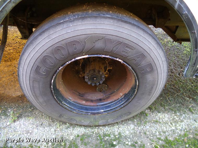 image for item DC7987 1998 Freightliner FS65 Blue Bird school bus