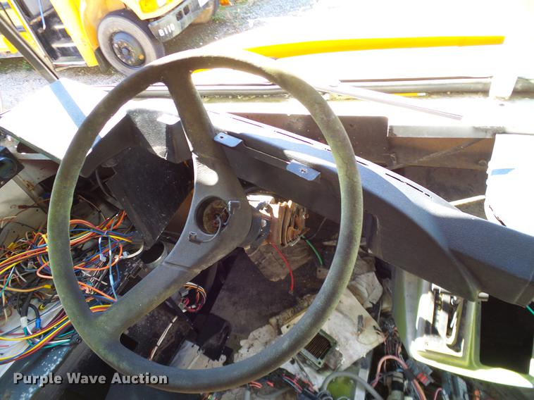 image for item DC7988 2001 Freightliner FS65 Blue Bird school bus