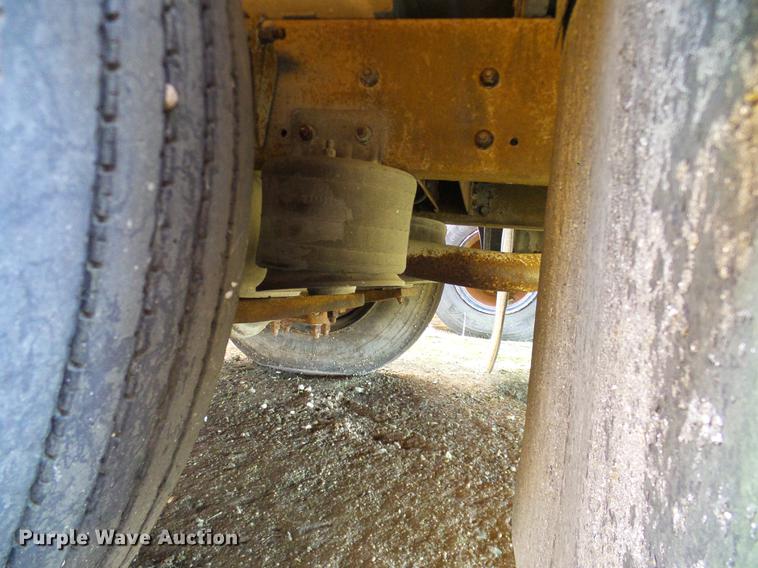 image for item DC7988 2001 Freightliner FS65 Blue Bird school bus