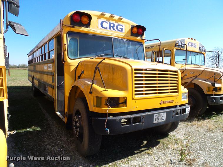 image for item DC7989 1990 International 3700 American Bus Corp. school bus