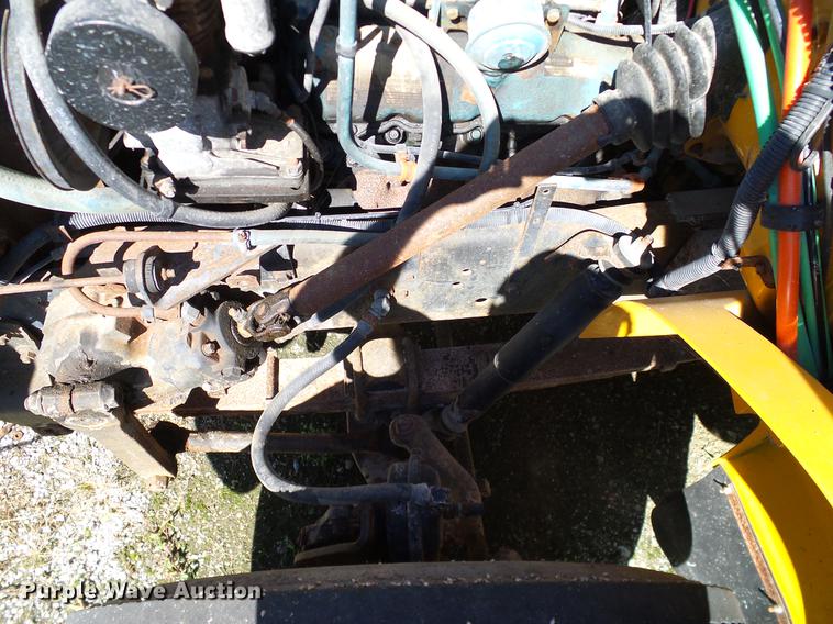 image for item DC7989 1990 International 3700 American Bus Corp. school bus