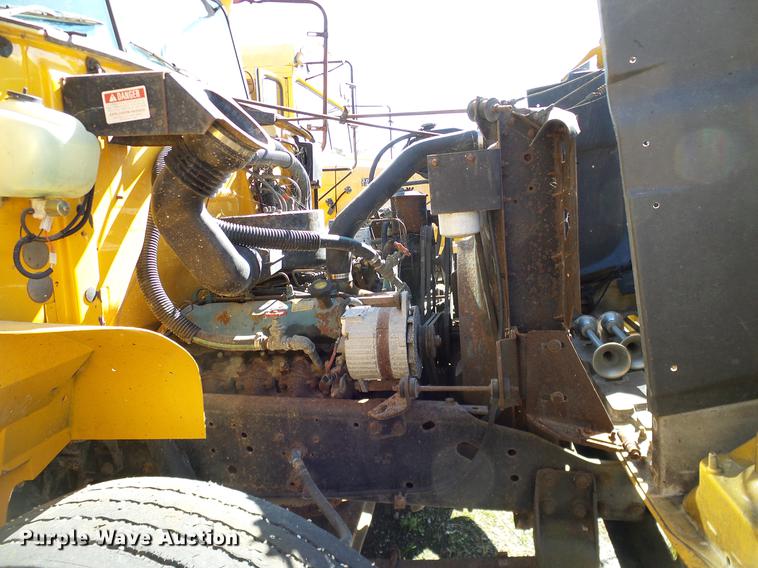 image for item DC7989 1990 International 3700 American Bus Corp. school bus