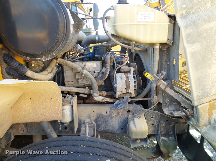 image for item DC7991 1998 International 3800 Thomas school bus