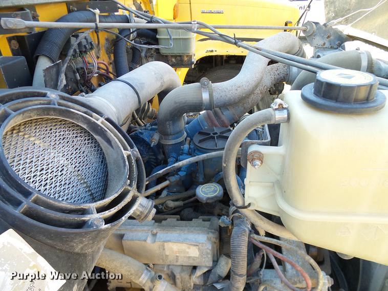 image for item DC7991 1998 International 3800 Thomas school bus