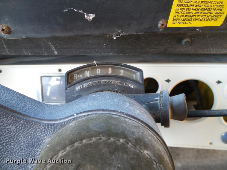 image for item DC7993 1997 Ford B800 Thomas school bus