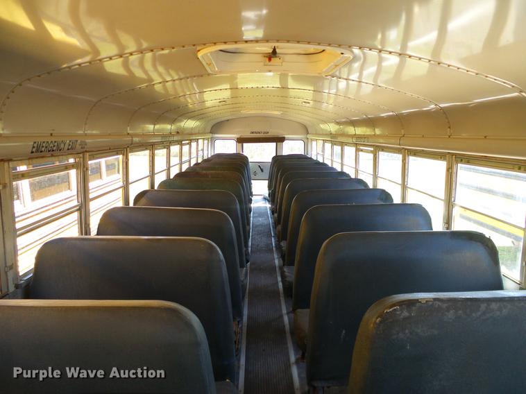 image for item DC7993 1997 Ford B800 Thomas school bus