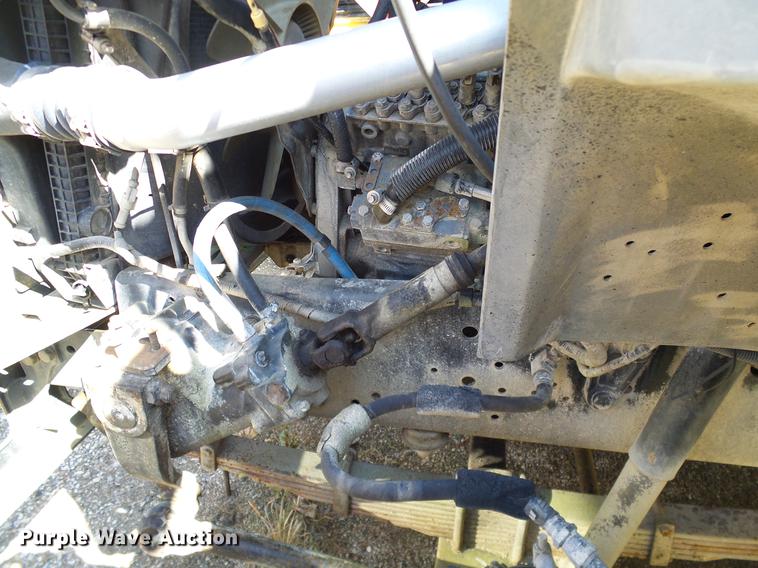 image for item DC7993 1997 Ford B800 Thomas school bus