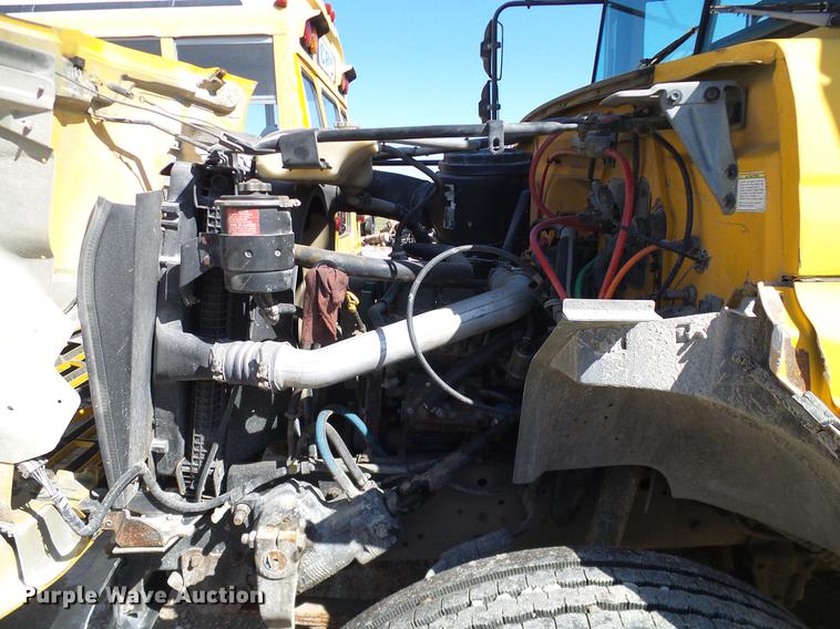 image for item DC7994 1997 Ford B800 Blue Bird school bus