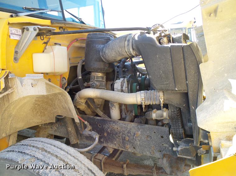 image for item DC7994 1997 Ford B800 Blue Bird school bus