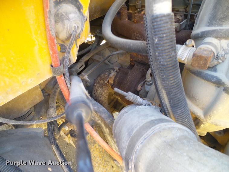 image for item DC7994 1997 Ford B800 Blue Bird school bus