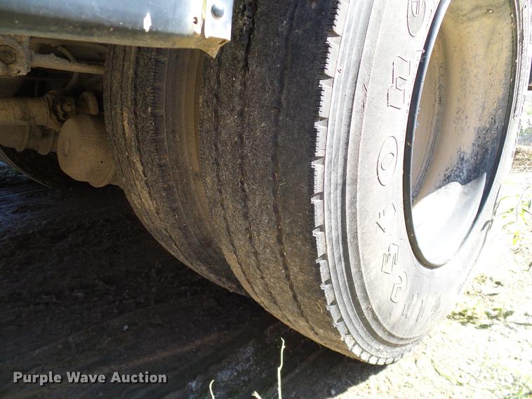 image for item DC7994 1997 Ford B800 Blue Bird school bus