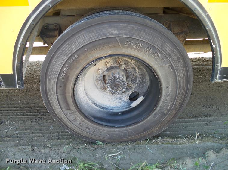 image for item DC7994 1997 Ford B800 Blue Bird school bus