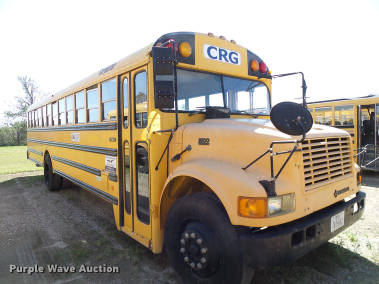 image for item DC7995 1994 International 3700 Carpenter school bus