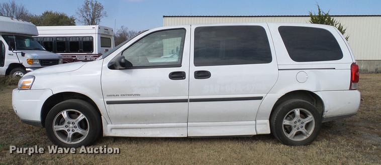 image for item DD1460 2007 Chevrolet Uplander van