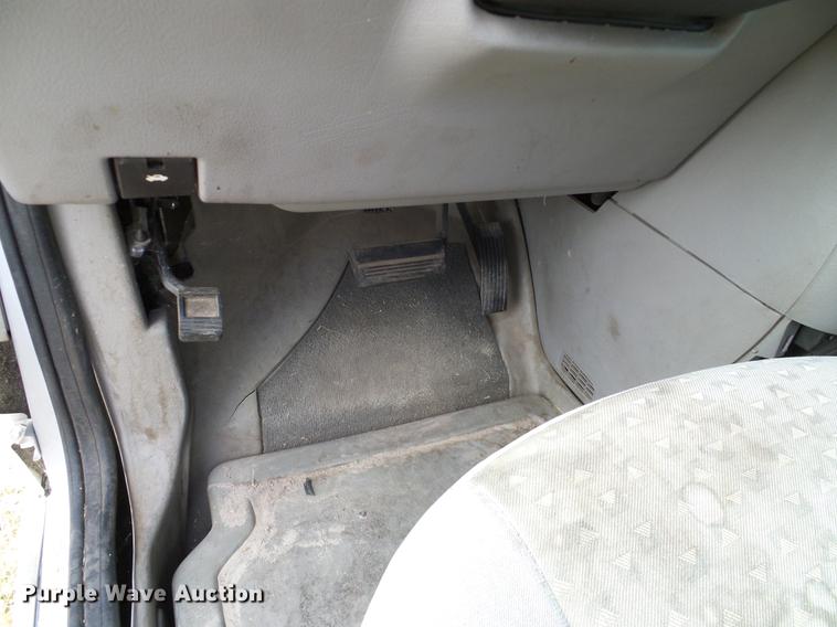 image for item DD1460 2007 Chevrolet Uplander van