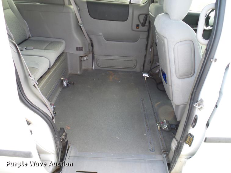 image for item DD1460 2007 Chevrolet Uplander van