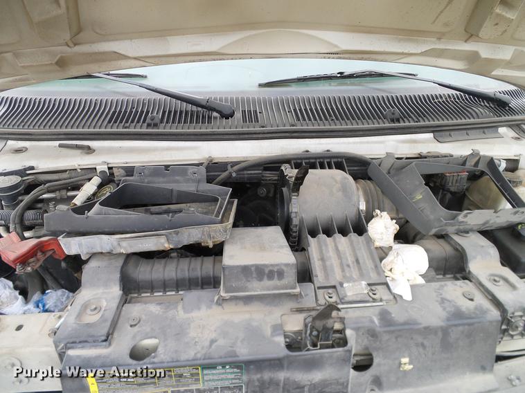 image for item DD1461 2006 Ford E350 XL van