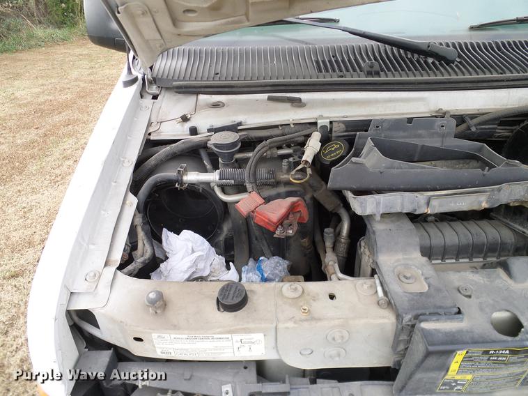 image for item DD1461 2006 Ford E350 XL van