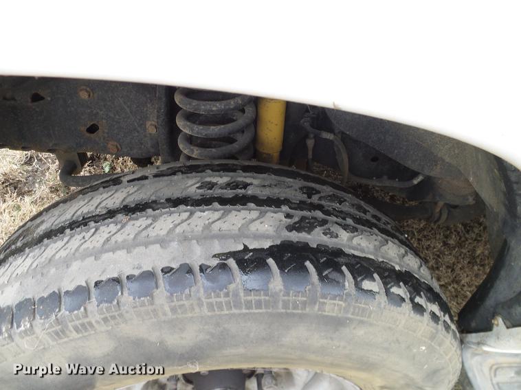 image for item DD1461 2006 Ford E350 XL van