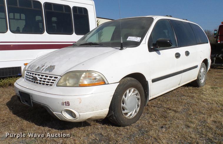 image for item DD1462 2003 Ford Windstar van