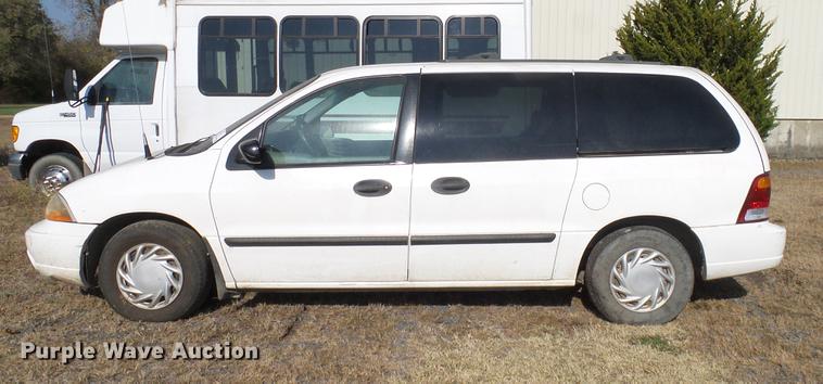 image for item DD1462 2003 Ford Windstar van