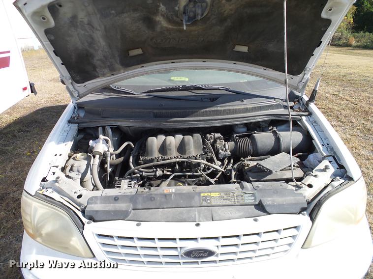 image for item DD1462 2003 Ford Windstar van