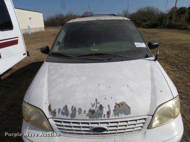 image for item DD1462 2003 Ford Windstar van