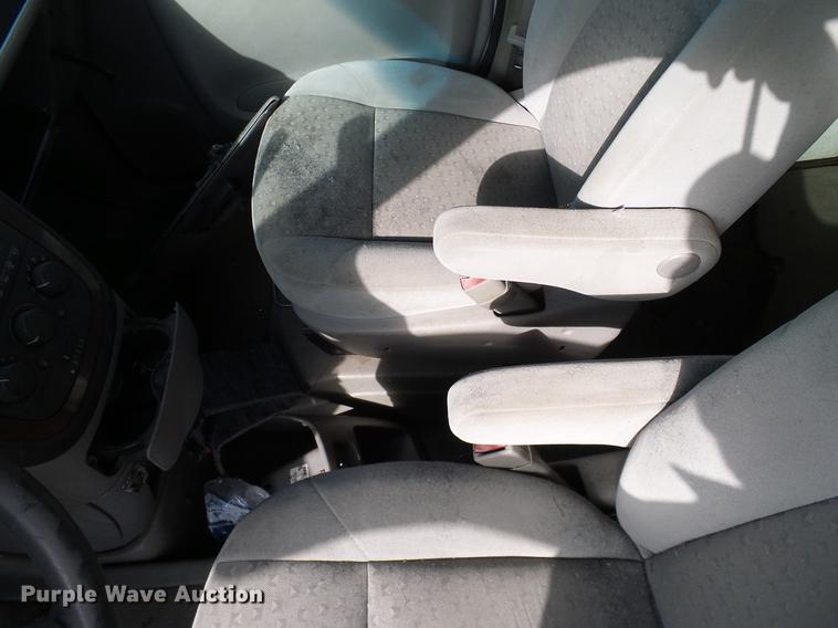 image for item DD1464 2007 Chevrolet Uplander van