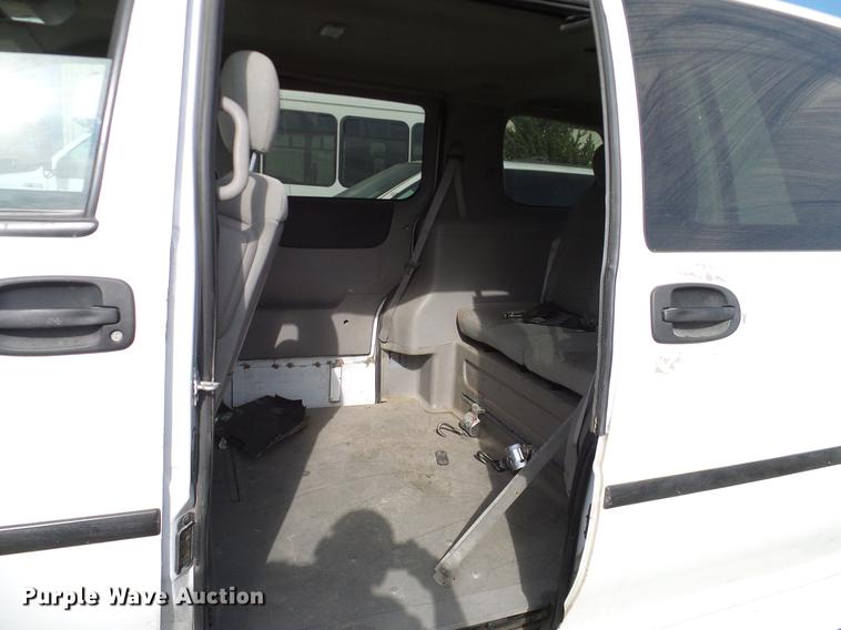 image for item DD1464 2007 Chevrolet Uplander van