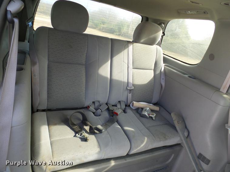 image for item DD1464 2007 Chevrolet Uplander van