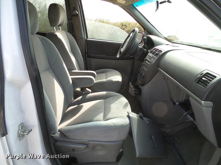 image for item DD1464 2007 Chevrolet Uplander van
