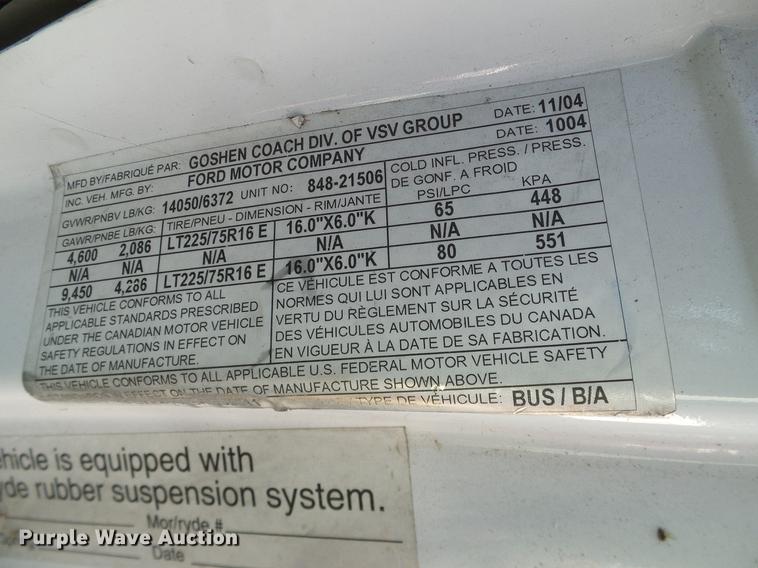 image for item DD1465 2005 Ford Econoline E450 shuttle bus