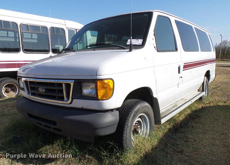 image for item DD1466 2005 Ford E350 XL van
