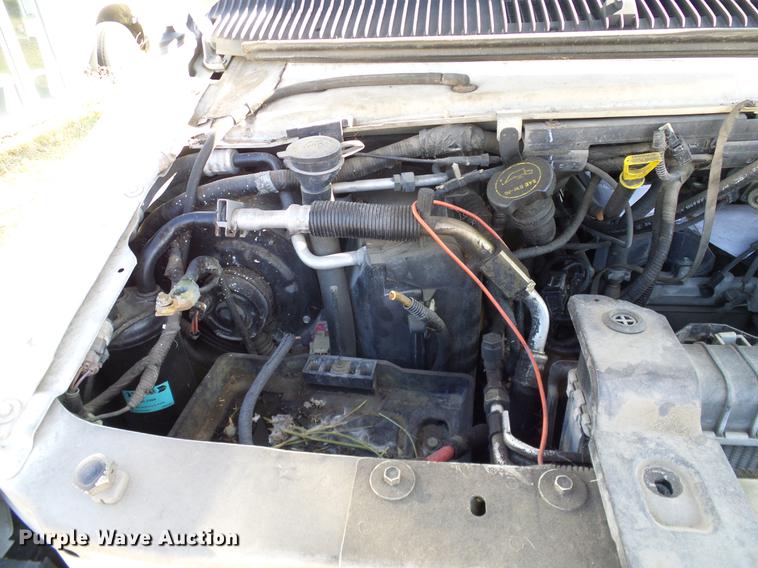 image for item DD1466 2005 Ford E350 XL van