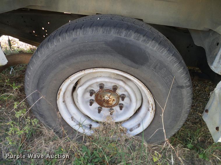 image for item DD1466 2005 Ford E350 XL van