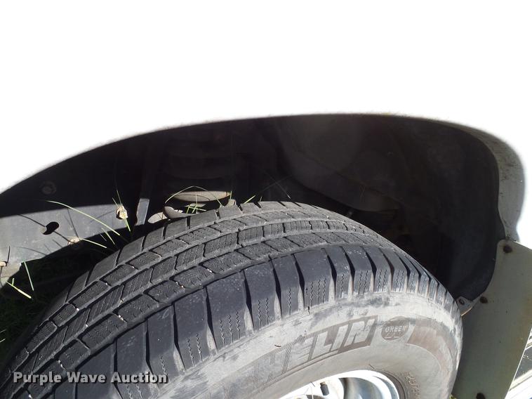 image for item DD1466 2005 Ford E350 XL van