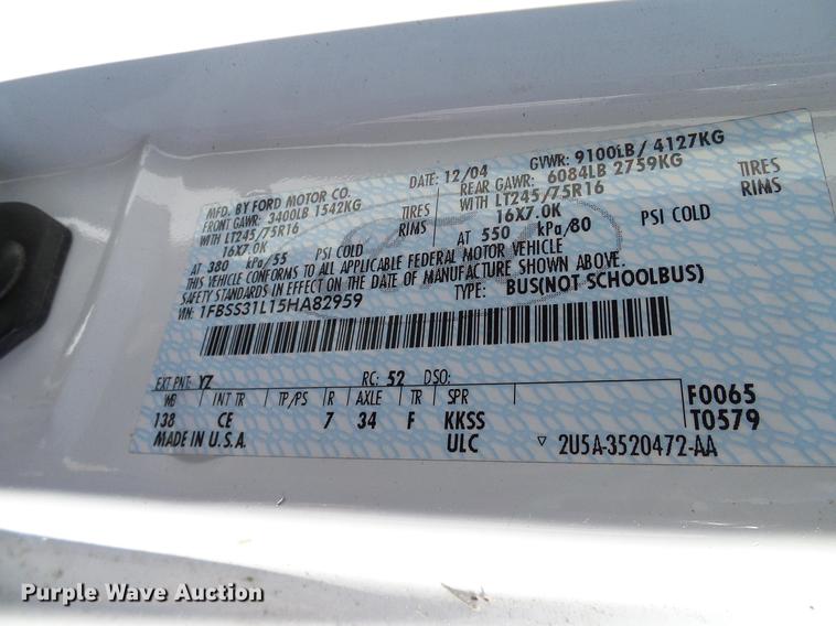 image for item DD1466 2005 Ford E350 XL van