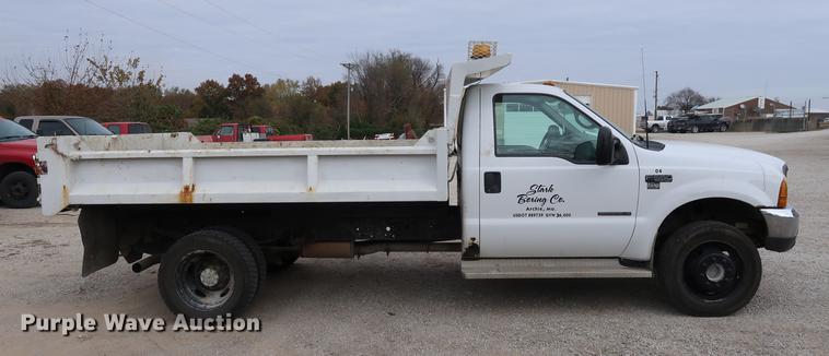 image for item DD9523 1999 Ford F550 dump truck