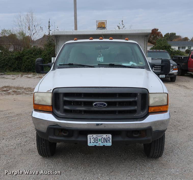 image for item DD9523 1999 Ford F550 dump truck