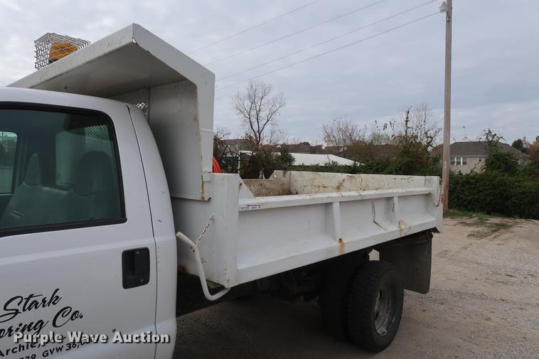 image for item DD9523 1999 Ford F550 dump truck