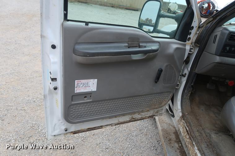 image for item DD9523 1999 Ford F550 dump truck