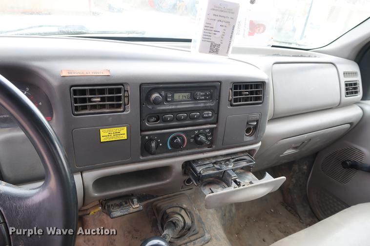 image for item DD9523 1999 Ford F550 dump truck